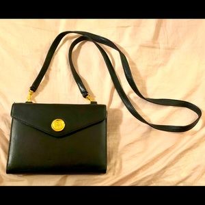 COPY - 🖤💛NWOT  Fred Heyman iconic designer envelope/shoulder bag.